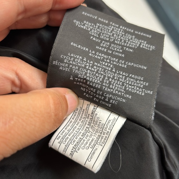 Marc New York Black Hooded Down Coat with pockets.  Size 16/18 - Picture 6 of 8